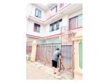 Dijual Rumah Komersial Bisa untuk Kantor, Kosan, Gudang di Bekasi - 3 Lantai Luas 300 m2