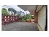 Dijual Cepat Rumah di Tulung Agung Jakarta Pusat - 5 Kamar Tidur Furnished