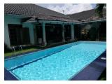 For Sale Rumah with Swimming Pool di Jakarta Selatan 