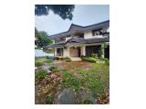 Jual Rumah Sriwijaya Selong Kebayoran Baru Jakarta Selatan - 5 Kamar Tidur Unfurnished