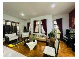 HANYA Rp 7M-AN, DIJUAL CEPAT Rumah Kawasan Ekspatriat Jalan GEGER KALONG @ SETIABUDI BANDUNG Utara - 4 Kamar Semi Furnish TINGGAL BAWA KOPER