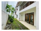 Hanya 1.xx MILYAR! Dijual CEPAT Rumah CANTIK Area GEGER KALONG SETIABUDI Bandung Utara - 3 Kamar Good Unfurnished