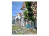 Jual / Sewa Rumah di Jati Cempaka Bekasi - 6 Kamar Tidur Unfurnished, Cocok juga untuk RESTORAN atau CAFE