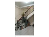Jual Rumah di Cawang Jakarta Timur - 5 Kamar Tidur Semi Furnished