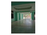 Rumah di Jual Hitung Tanah Cocok Untuk Cluster, Guest House, Klinik - Area Kemang, Jakarta Selatan