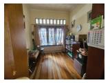 Dijual: Rumah Asri 2 Lantai di Pejaten Barat Jakarta Selatan - 3+1 Kamar Tidur