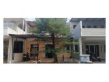 Rumah tampak depan