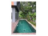 Jual Rumah Dalam Townhouse Kemang, Jakarta Selatan - Ada Kolam Renang & Keamanan 24 Jam