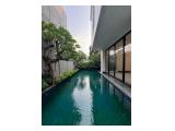 Dijual Rumah Pondok Indah Jakarta Selatan - 7+3 Kamar - Kolam Renang